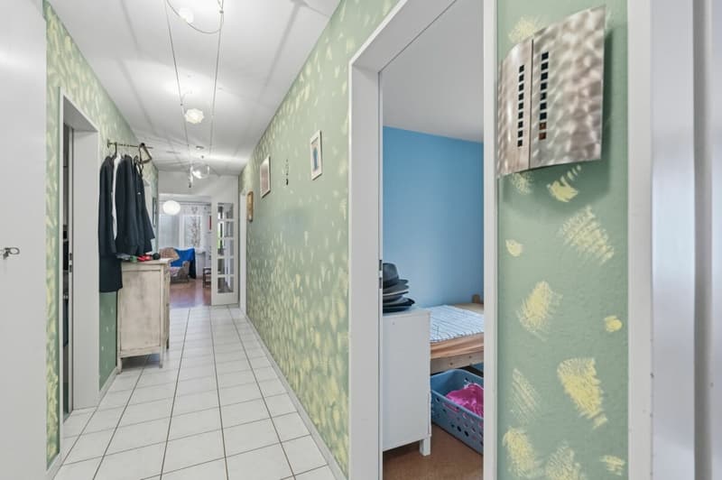 Cozy and family-friendly 4.5 room garden apartment in a popular location (2)