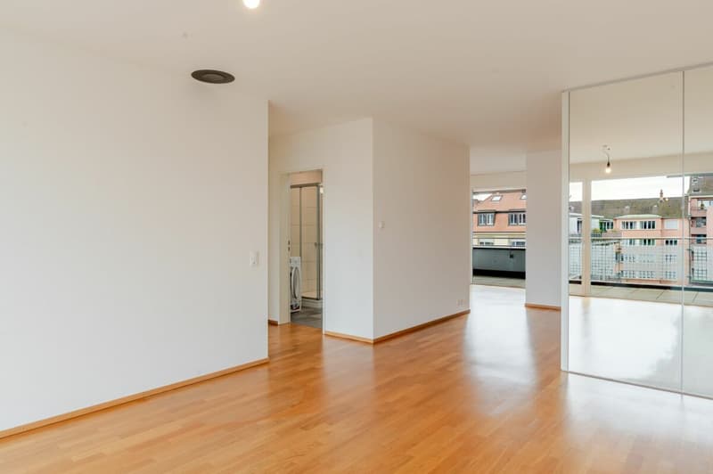 Living above the rooftops in Gundeli - 3.5-room attic apartment plus hobby room and 2 AEP (2)