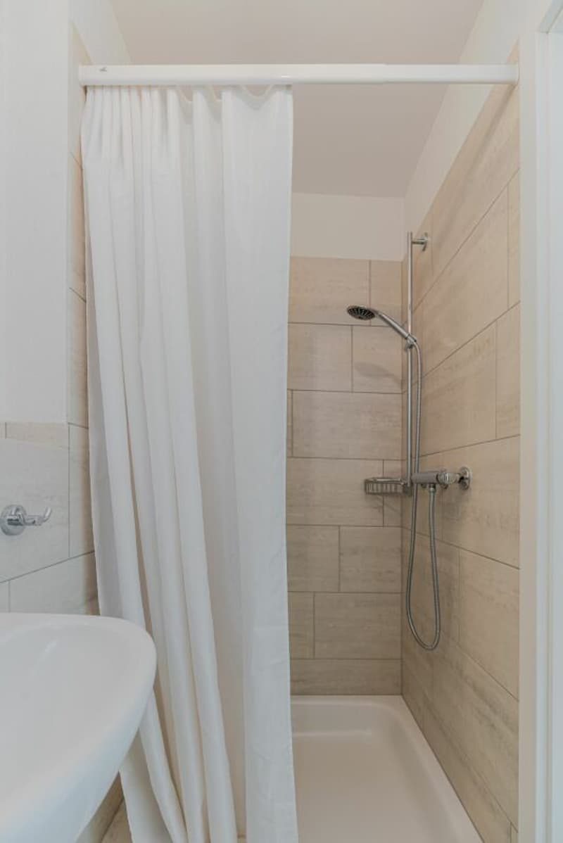 Casa d'angolo moderna di 4,5 locali con stanza da hobby e EHP (8)