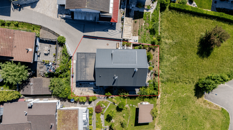 Maison individuelle dépendante et respectueuse de l'environnement de 5 pièces avec carport (12)