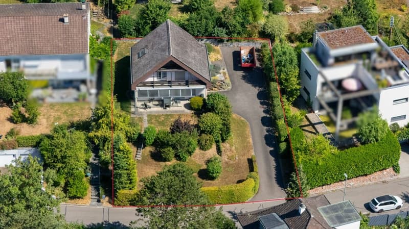 703 m² Bauland oder sanierungsbedürftiges 4.5 Z' EFH an begehrter Wohnlage (1)
