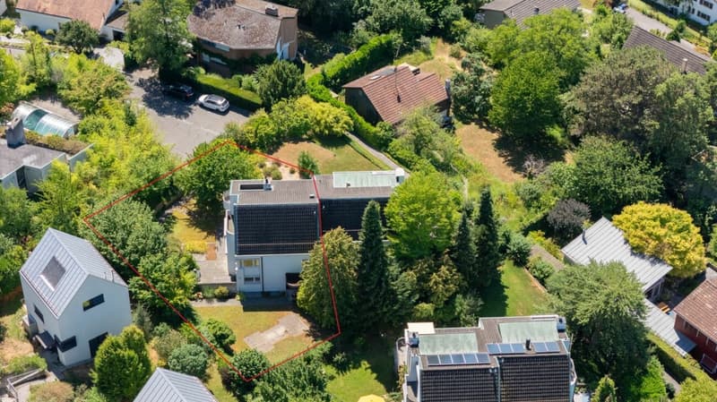 Grosszügiges 6.5 Z' Architektenhaus mit viel Platz, Garten und Potenzial (11)