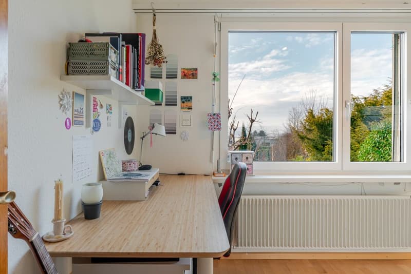 Freistehendes 6.5 Z' Einfamilienhaus am Sonnenhang von Dorrnach (6)