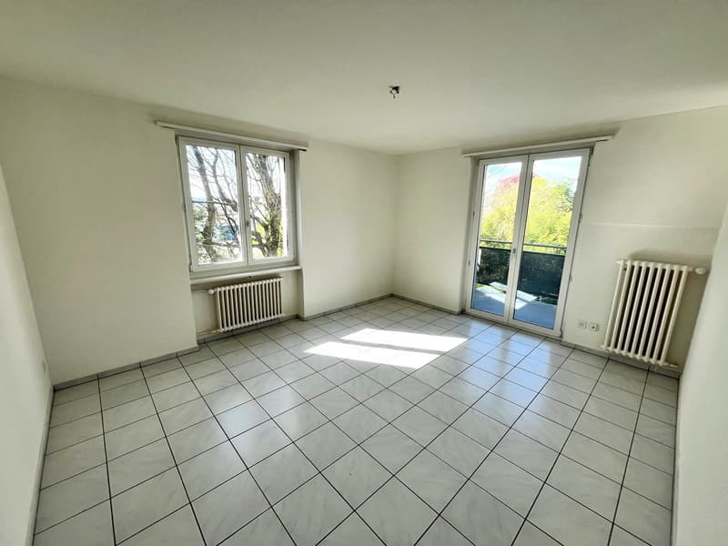 Appartement lumineux 3.5 pièces avec balcon à Grenchen (3)