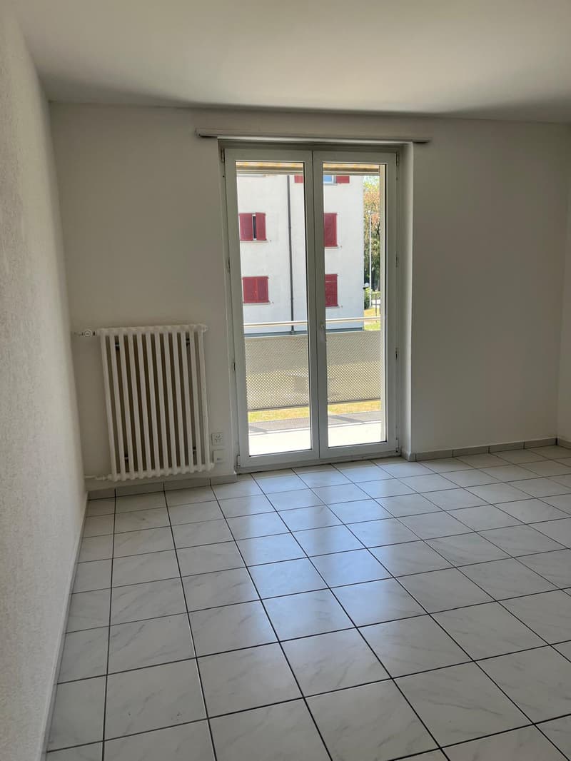 Bright 3.5-room apartment with balcony in Grenchen (6)