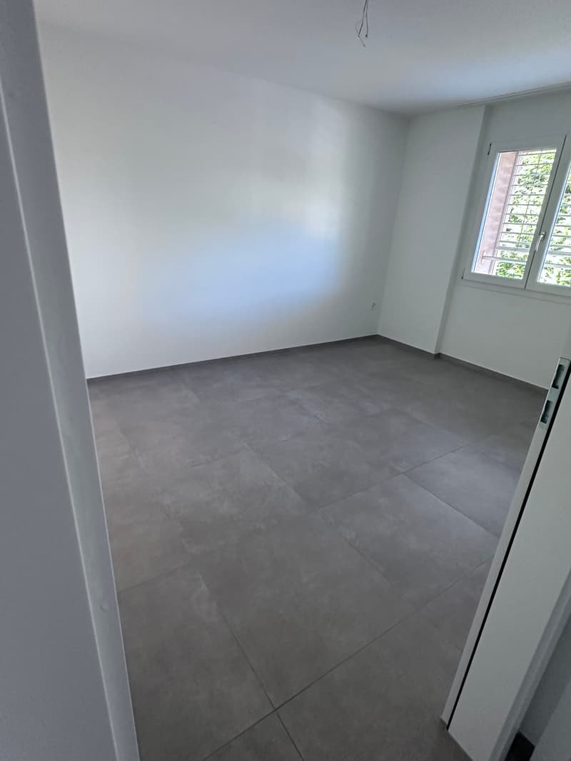 Frisch sanierte, moderne 3 Zimmer Wohnung mit Balkon – sofort verfügbar! (7)