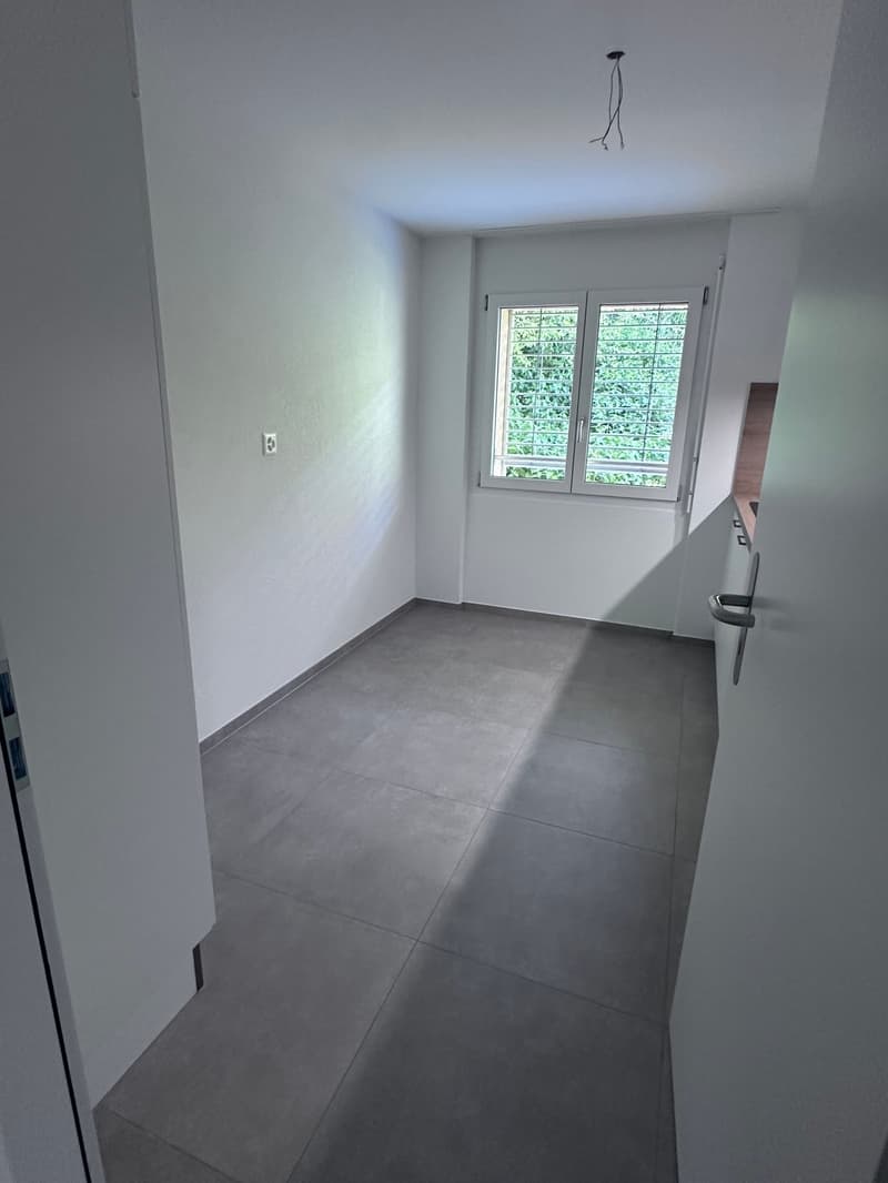 Frisch sanierte, moderne 3 Zimmer Wohnung mit Balkon – sofort verfügbar! (6)