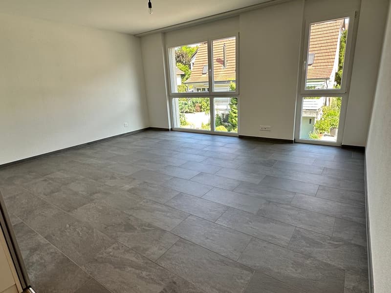 Top moderne 4.5-Zimmer-Dachwohnung mit Blick ins Grüne (15)
