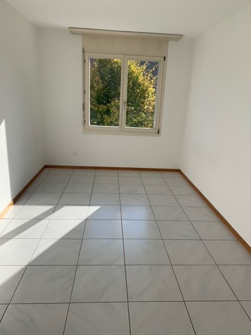 Schöne, grosszügige 3.5 Zimmer Wohnung mit neuer Küche (14)
