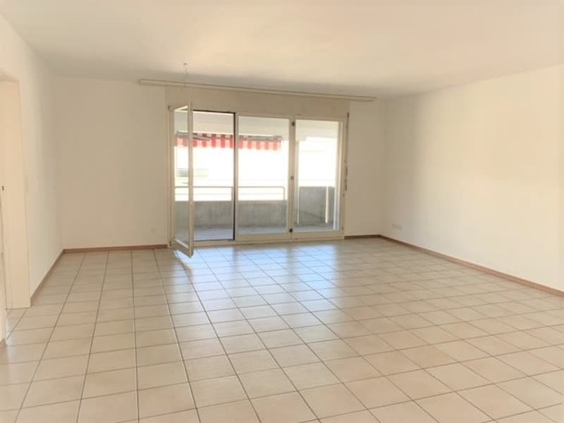 Schöne, grosszügige 3.5 Zimmer Wohnung mit neuer Küche (11)