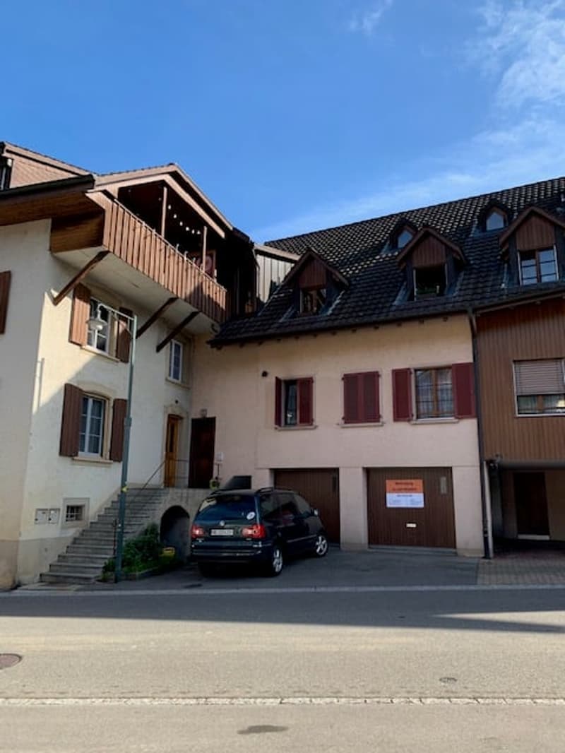 Gemütliche 4.5 Zimmer Wohnung mit grosser, überdachter Laube (19)