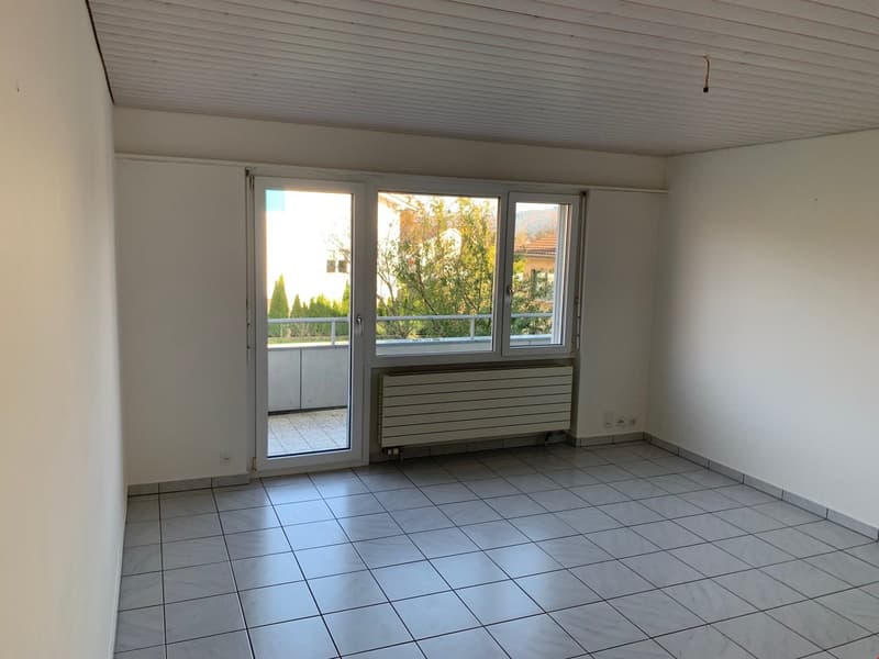 Schöne, helle 4 Zimmer Wohnung mit Balkon (5)