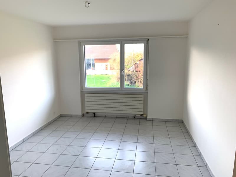 Schöne, helle 4 Zimmer Wohnung mit Balkon (7)