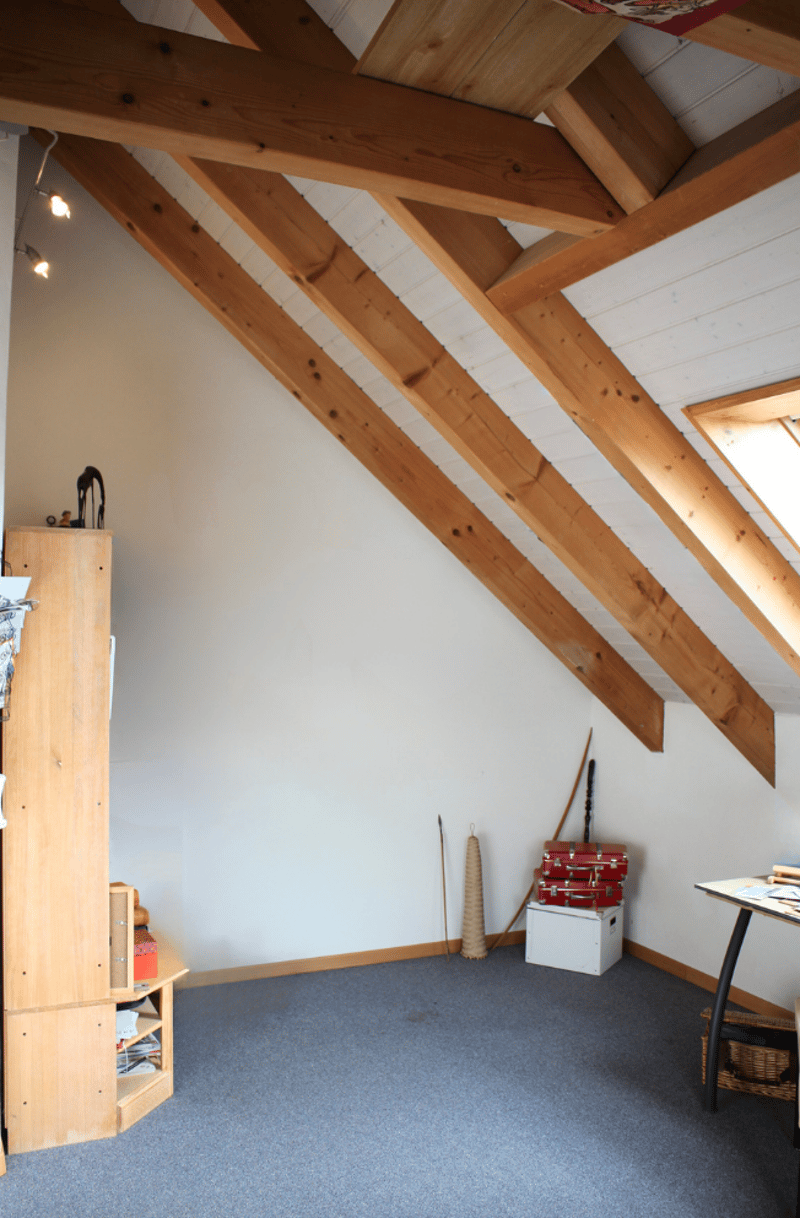 Charming 7.5-room single-family house in a quiet location in Bubendorf (16)