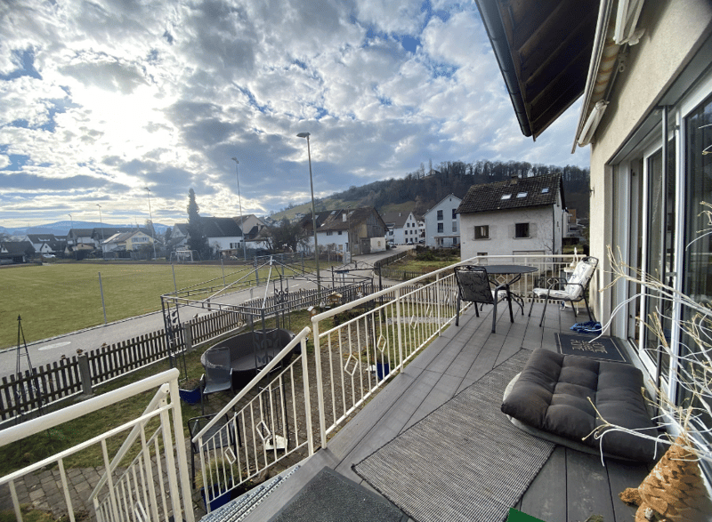 Charming 7.5-room single-family house in a quiet location in Bubendorf (23)