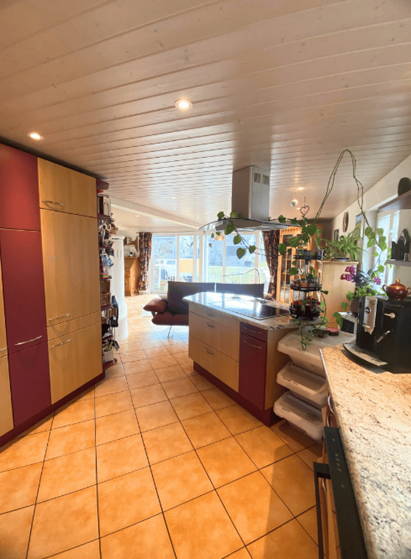 Charming 7.5-room single-family house in a quiet location in Bubendorf (10)