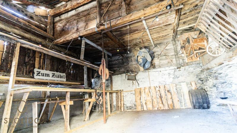 Maison valaisanne ensoleillée avec panorama (27)