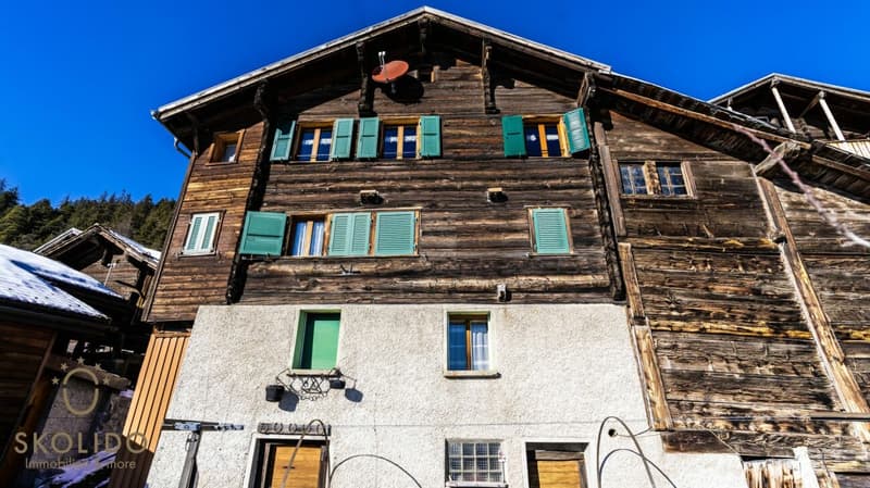 Maison valaisanne ensoleillée avec panorama (19)