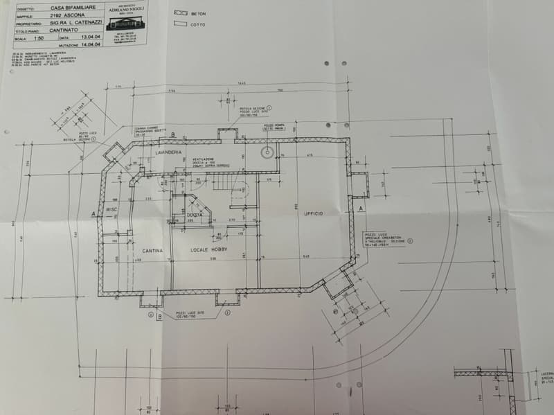 Immeuble résidentiel avec trois appartements de vacances et jardin à ASCONA (65)