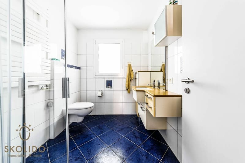 Immeuble résidentiel avec trois appartements de vacances et jardin à ASCONA (30)