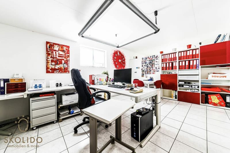 Immeuble résidentiel avec trois appartements de vacances et jardin à ASCONA (51)