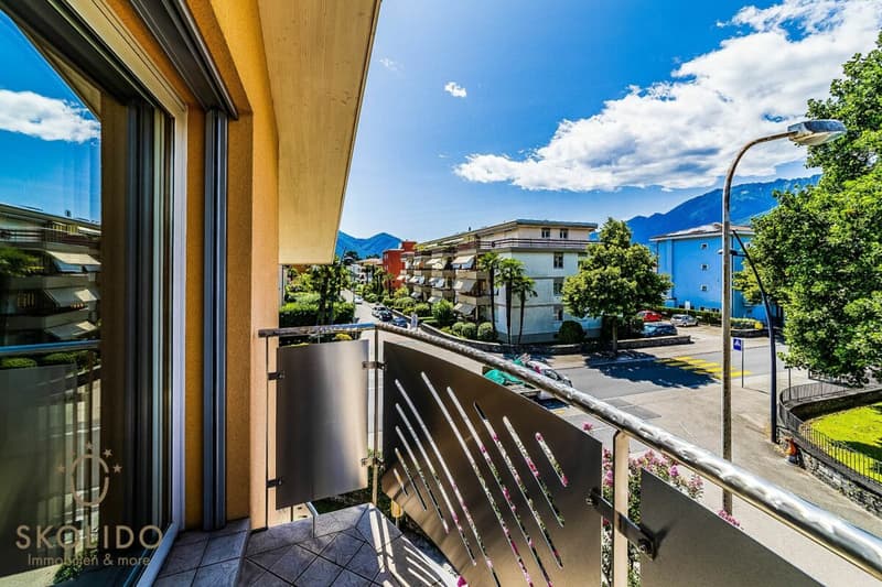 Immeuble résidentiel avec trois appartements de vacances et jardin à ASCONA (48)