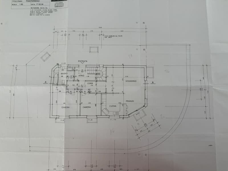 Immeuble résidentiel avec trois appartements de vacances et jardin à ASCONA (67)