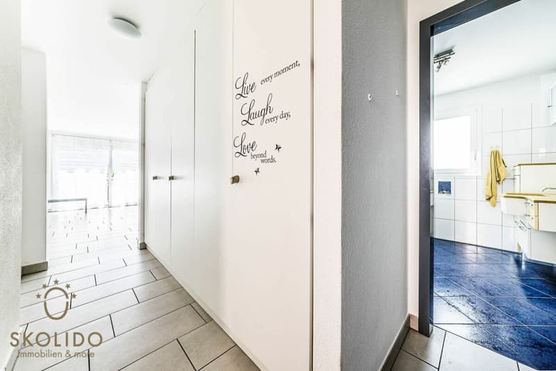 Immeuble résidentiel avec trois appartements de vacances et jardin à ASCONA (28)