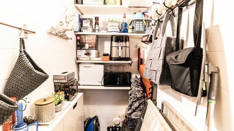 High-quality renovated flat with Alpine charm in a central location (20)