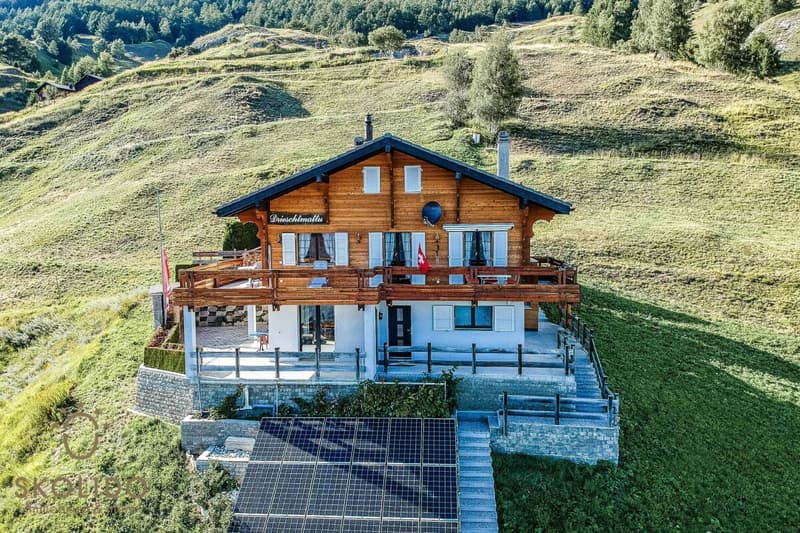 Chalet modernisé avec appartement indépendant et vue panoramique (31)