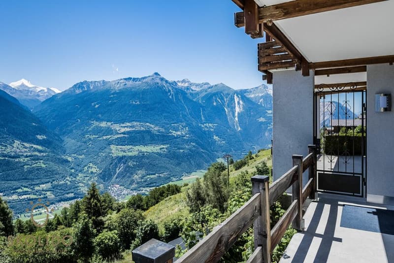 Chalet modernisé avec appartement indépendant et vue panoramique (27)