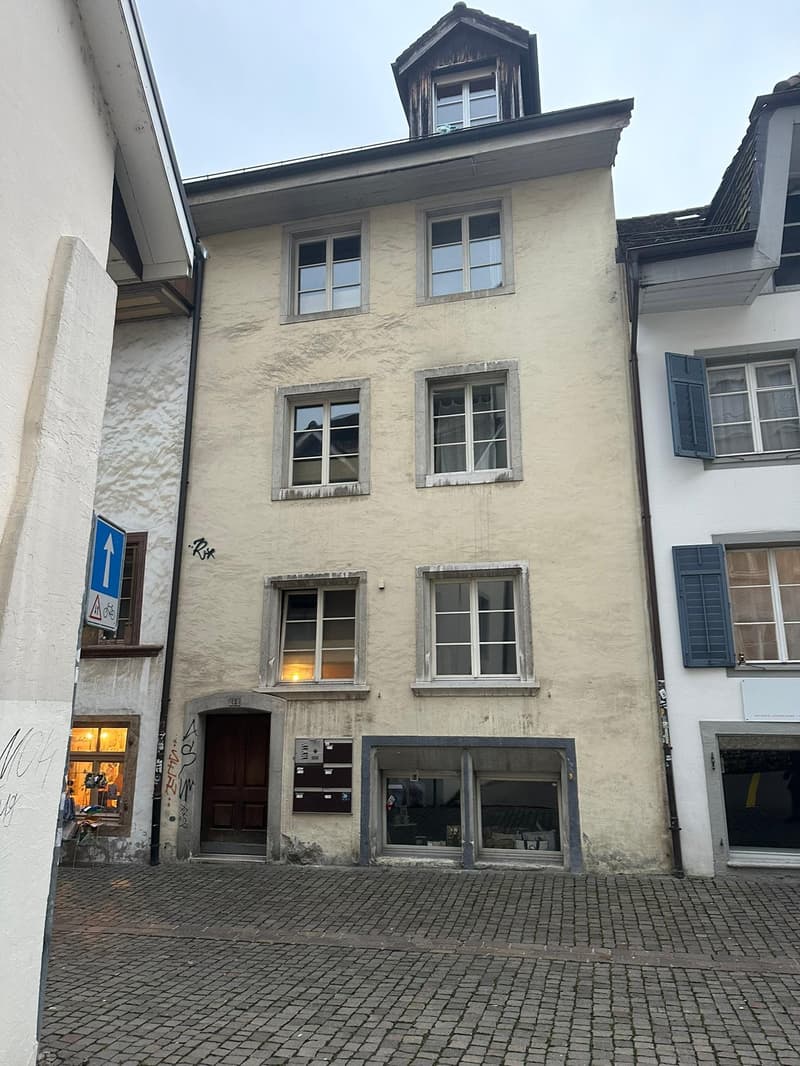 Gemütliche 2.5-Zimmer-Wohnung im 3. OG an zentraler Lage in Solothurn (7)