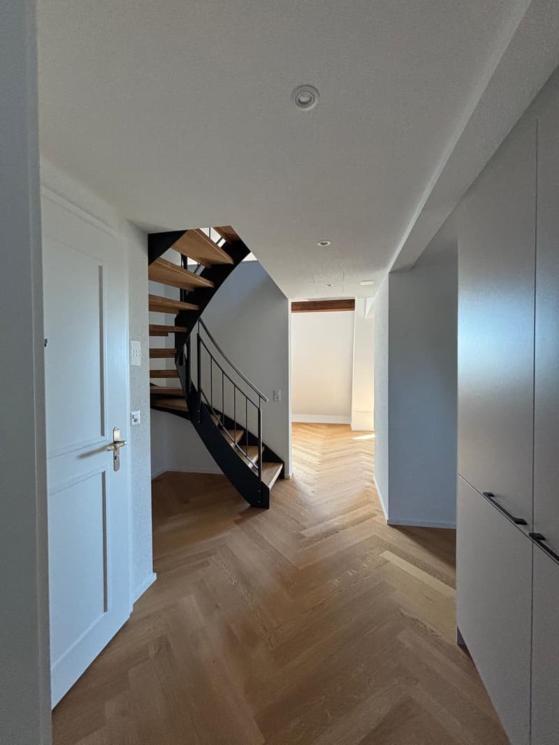 Wunderschöne, frisch kernsanierte Maisonette-Wohnung – sofort verfügbar! (3)