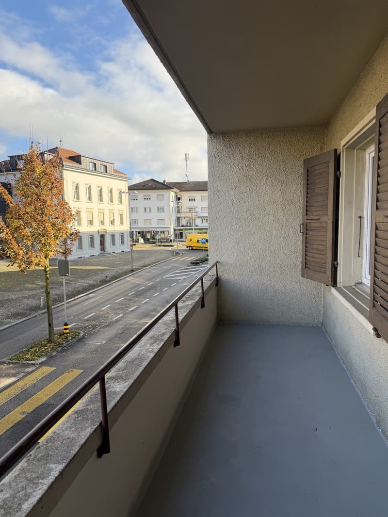 Helle 3.5-Zimmerwohnung mit zwei Balkon in Zuchwil – sofort verfügbar! (9)
