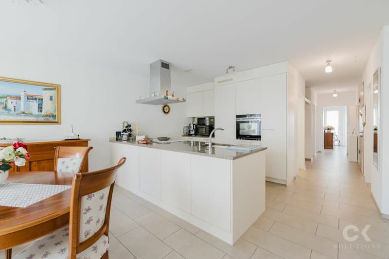 Moderne Minergie-Wohnung mit Gartenidylle an zentraler Lage (7)