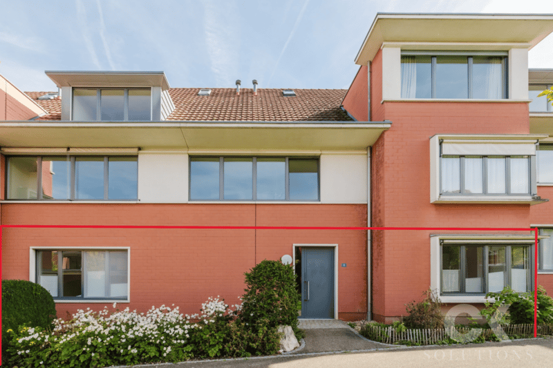 Spacious 5-room garden apartment in Oberwil - living with style, space, and nature (2)