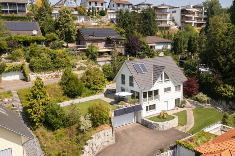 Familienparadies mit schönem Garten und Weitblick (1)