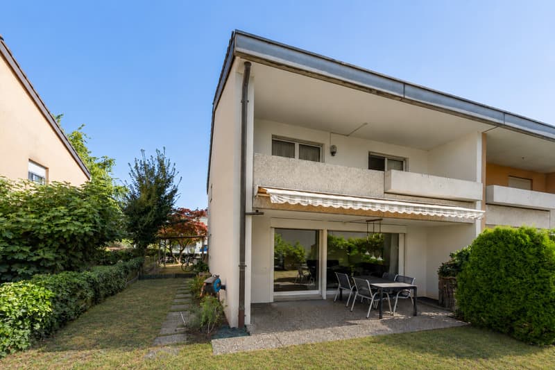 Aussenansicht Haus Garten