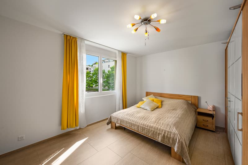Schlafzimmer 1