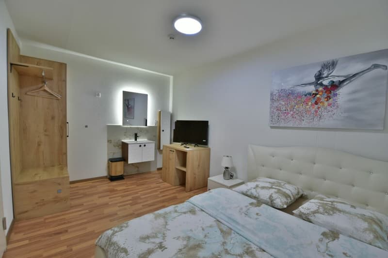 Furnished studio rooms for short-term or long-term rent! (9)