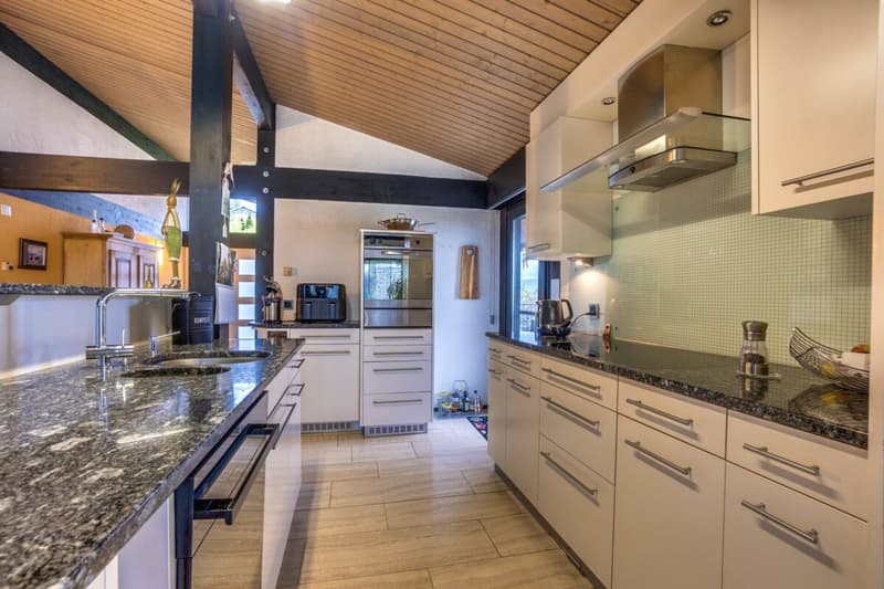Casa unifamiliare di 6,5 locali con garage molto grande (6)