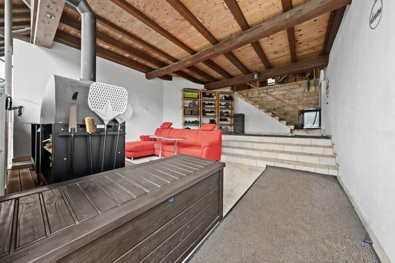 Der grosszügige Eingangsbereich bietet mit 30m2 viel Platz für Ihre Ideen.