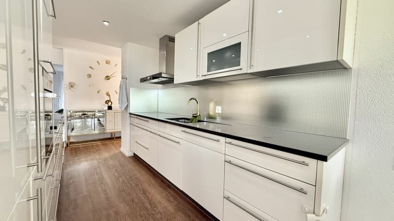 Spacious 4.5-room apartment in the popular Holenacker quarter (2)