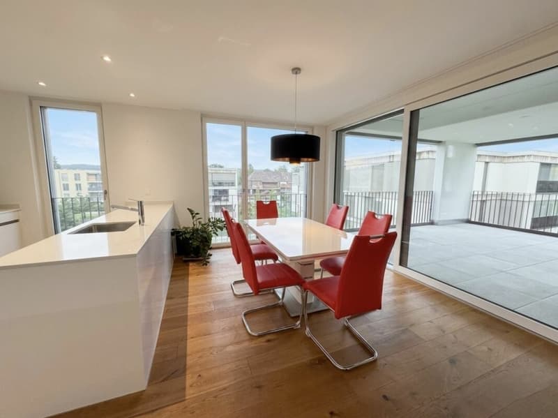 High-quality 4.5-room apartment with large balcony (5)