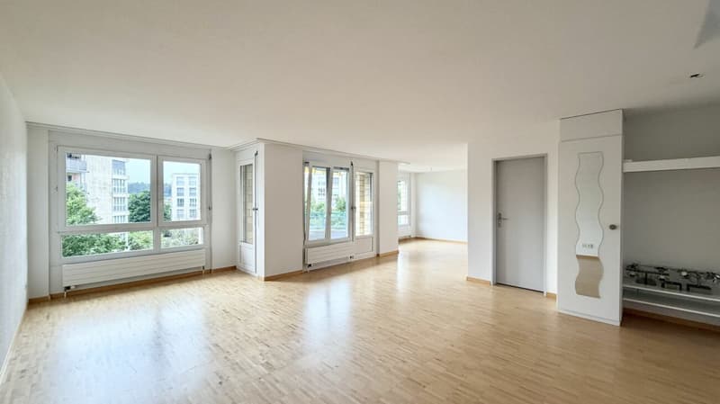 Tolle 3.5 Zi. Maisonette Wohnung mit Alpensicht (2)