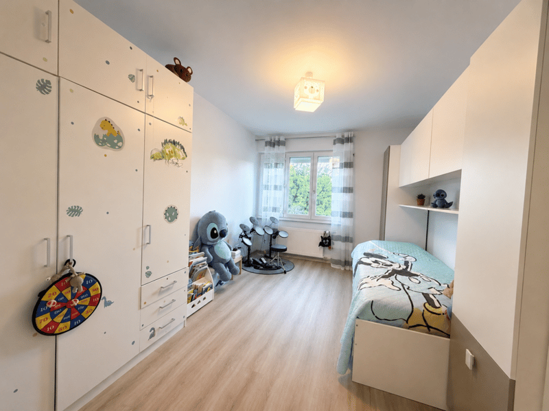 Totalsanierte 4.5 Zi. Wohnung an guter Lage (5)