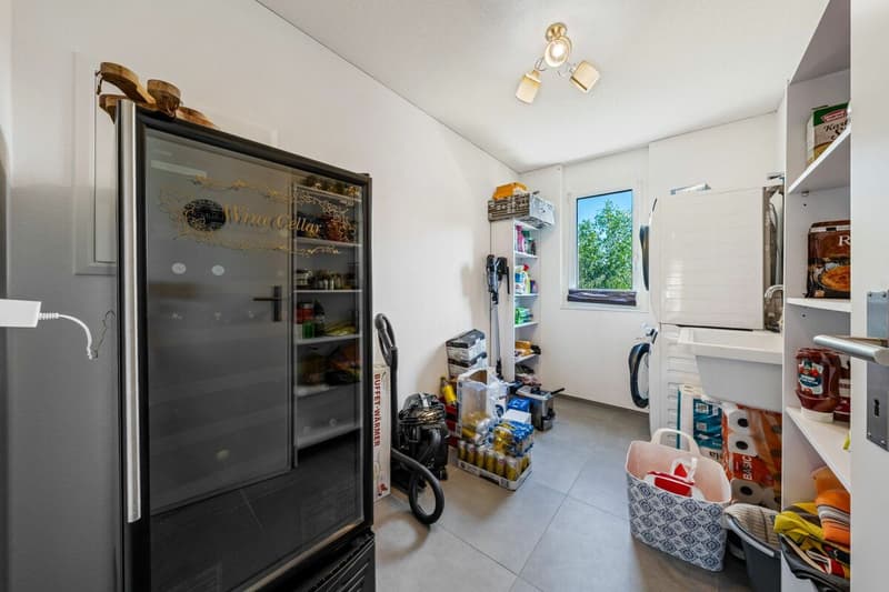 Exklusive 5.5-Zimmer-Attikawohnung mit 152 m² Terrasse & Weitsicht! (22)
