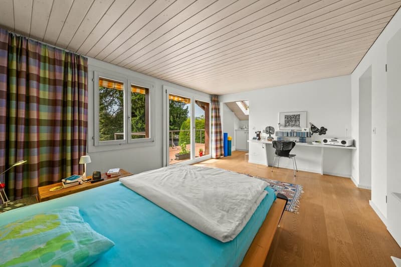 Wohnglück am Wasser: Exklusives 6.5 Zimmer Haus mit privater Natur Oase (11)