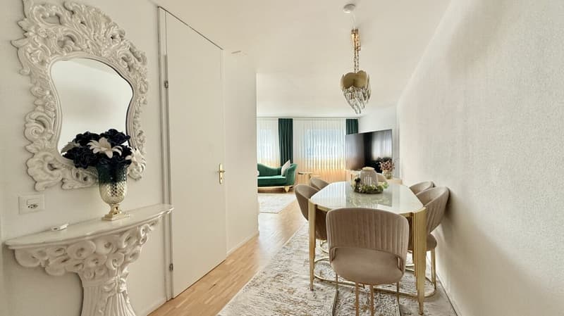 3.5 Zimmer Wohnung im beliebten Holenacker-Quartier (2)