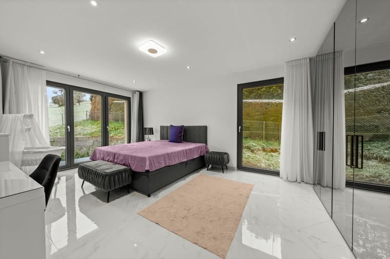 Luxuriöses 7.5 Zimmer Einfamilienhaus mit viel Platz (14)